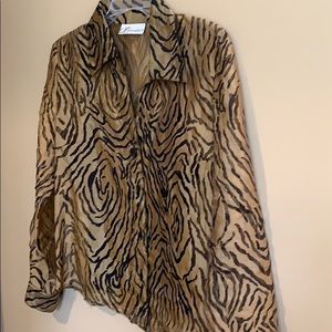 Blouse with black cami, unattached